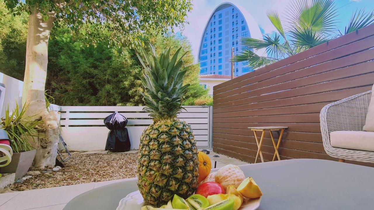 Stay Downtown Retreat ลิมาซอล ภายนอก รูปภาพ