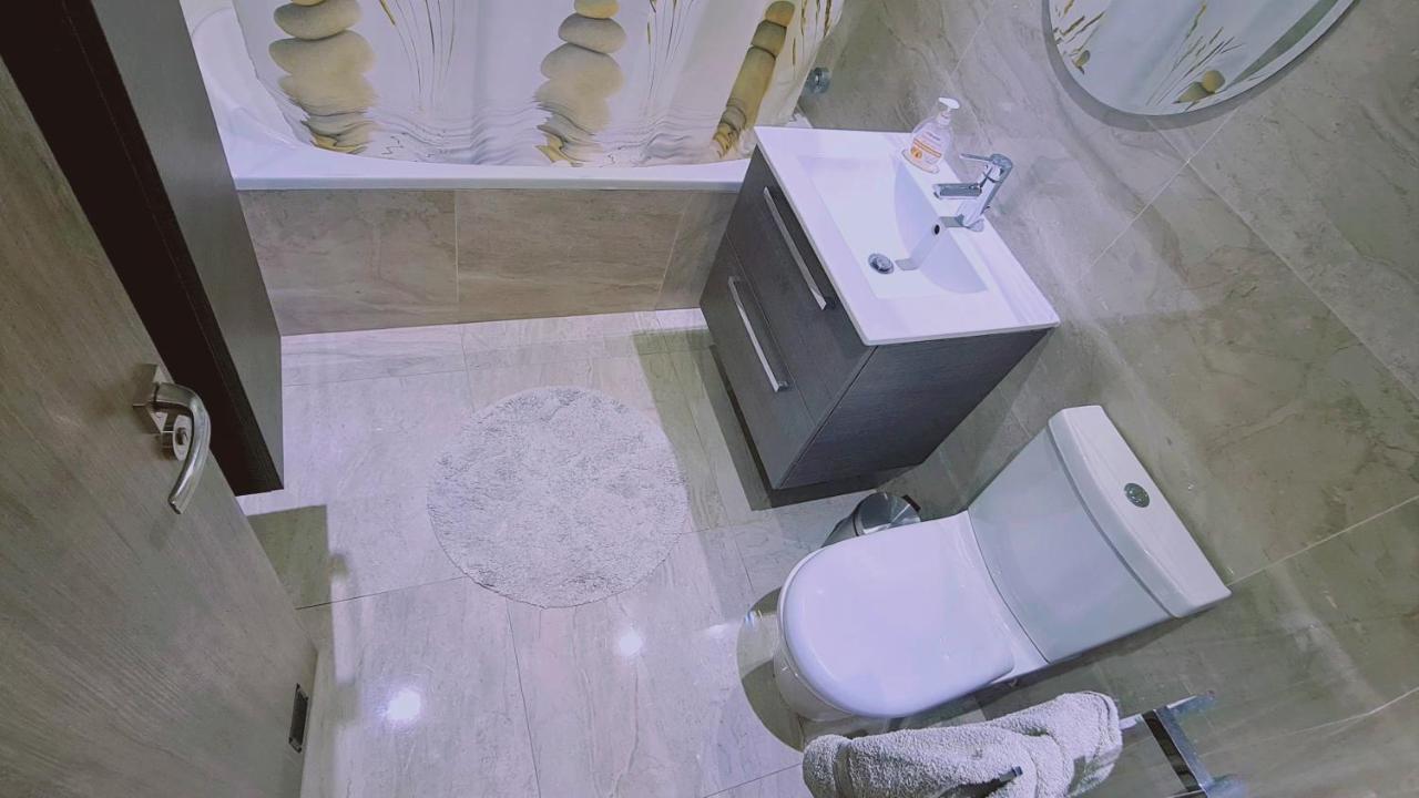 Stay Downtown Retreat ลิมาซอล ภายนอก รูปภาพ