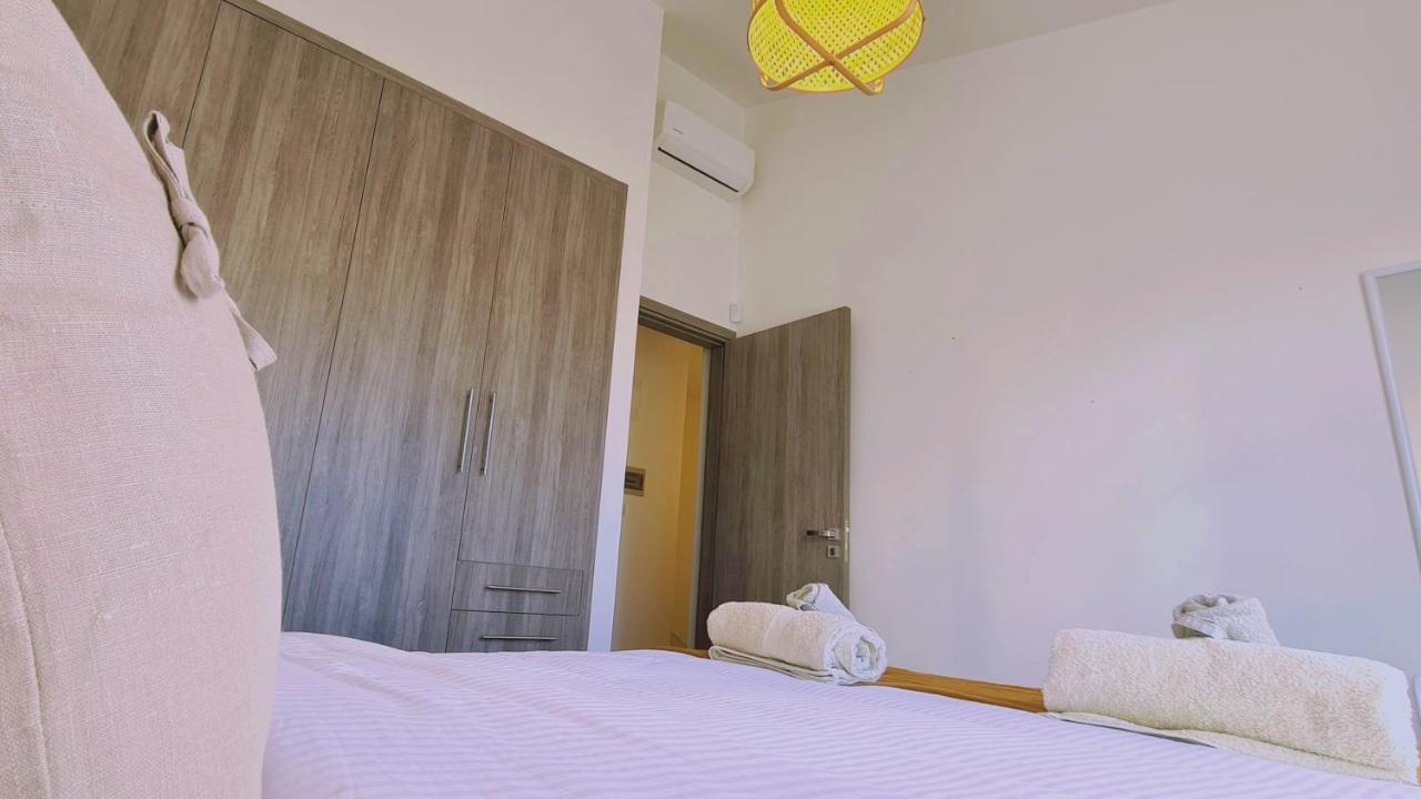 Stay Downtown Retreat ลิมาซอล ภายนอก รูปภาพ